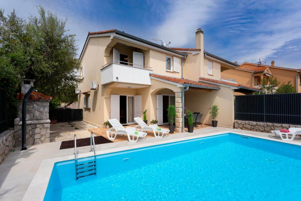 Villa Pianka Krk Town Esterno foto