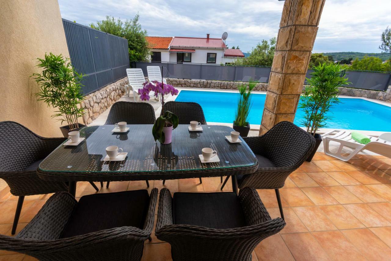 Villa Pianka Krk Town Esterno foto