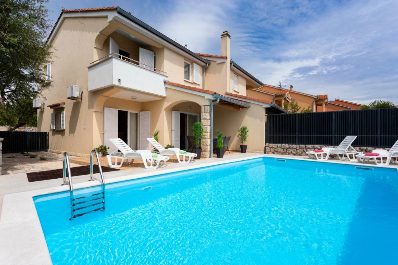 Villa Pianka Krk Town Esterno foto